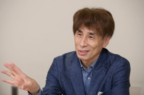 フジアール取締役の小西氏は「映像イベントや制作現場で快適に作業をしてもらえるように、高性能なPCを準備することは重要」と話す